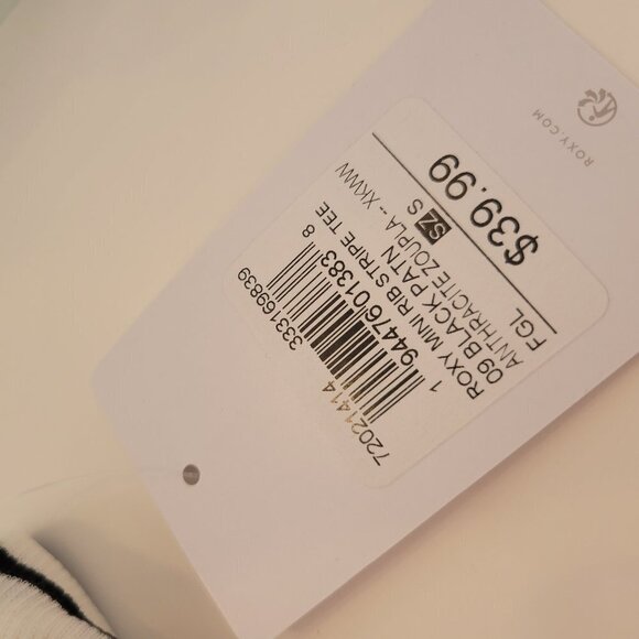 𝅺Roxy Ribbed Striped Boxy Tee Size Medium NWT - Picture 7 of 7